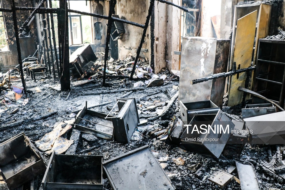 تصاویر: خسارت آتش سوزی مرکز بهداشت شهرستان رودسر - گیلان