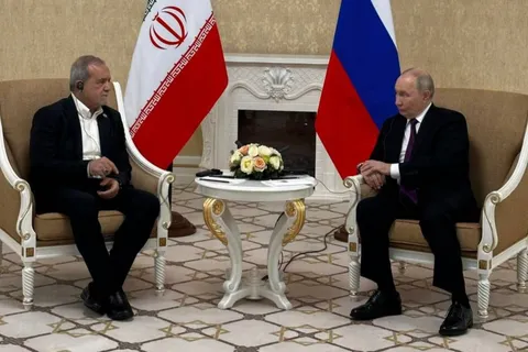 کرملین: پوتین با هماهنگی ایران، دیدگاه این کشور درباره راه‌حل احتمالی را به ترامپ منتقل کرد