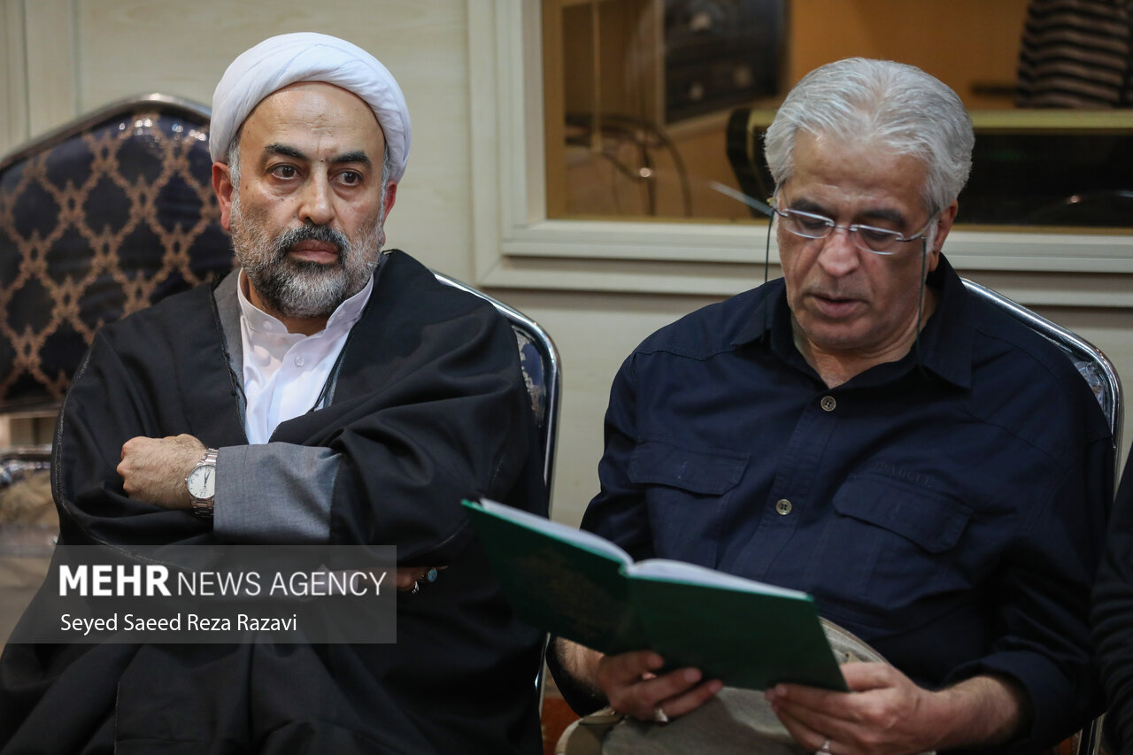 تصاویر: اولین سالگرد درگذشت احمد توکلی