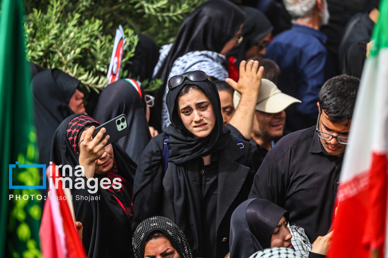 تصاویر: تشییع پیکر مطهر رهبر شهید انقلاب در قم