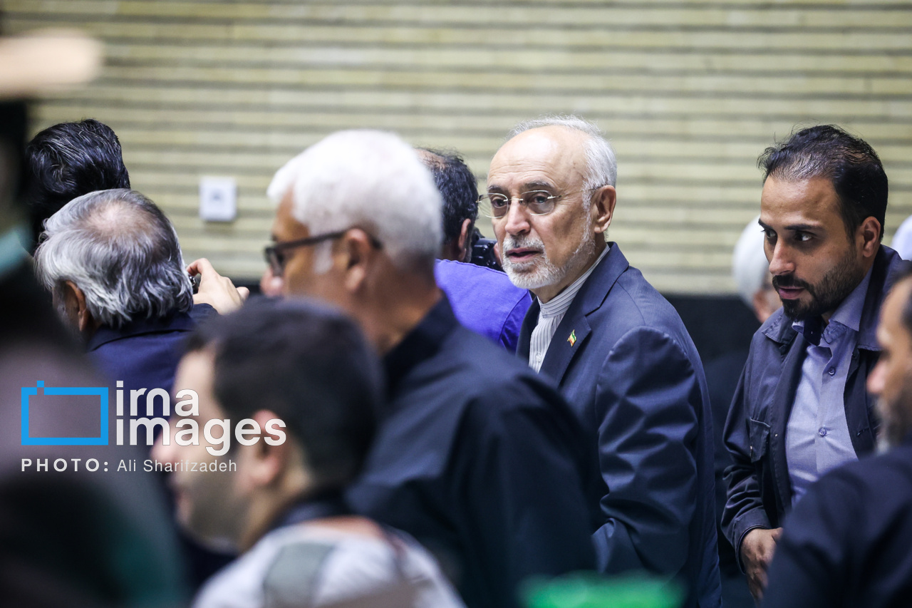 تصاویر: مراسم ختم «احمد ناطق نوری»
