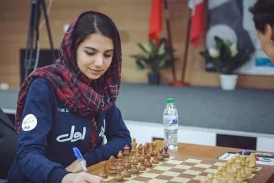 سارا خادم‌الشریعه، زن شماره یک شطرنج ایران به اسپانیا مهاجرت می‌کند