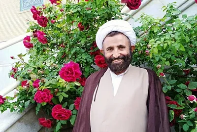 پیشنهاد ختم روزانه قرآن از سوی نمایندگان مجلس یازدهم / نماینده رفسنجان: در حال تقسیم صفحات قرآن بین نمایندگان براساس حروف الفبا هستم / صفحه اول و دوم برای قالیباف در نظر گرفته‌ شده / این برنامه از یکشنبه، ۱۱ خرداد‌ماه، آغاز می‌شود / ثواب اولین ختم به روح امام هدیه می‌شود و ختم های بعدی، به یکی از بزرگان از جمله شهید سلیمانی و شهید مدرس