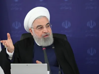 روحانی: آمریکا هرچه فحش عالم بوده، نثار برجام کرده، حالا می‌خواهد از مکانیسم درون برجام استفاده کند / از الان پیروزی ملت ایران را در روزهای شنبه و یکشنبه هفته بعد تبریک می‌گویم / آقای آمریکا! رشد ما منفی شش‌دهم درصد است نه منفی ۲۴ درصد / برخی حاکمان منطقه می‌خواهند به اسرائیل پایگاه بدهند؛ مسئولیت این کار و عواقب آن با همان کشورهاست