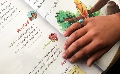 مرکز آمار: در کشور ۹۰۰ هزار نفر بازمانده از تحصیل داریم