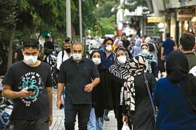 زالی: بیش از هفت هزار کرونایی کماکان در تهران بستری هستند / ممکن است با هرگونه تغییر در رفتارهای ازدحامی، شاهد خیزهای جدید باشیم