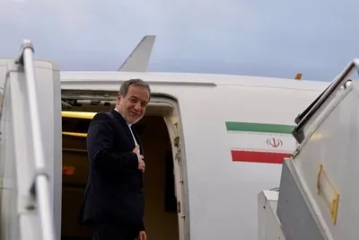 عراقچی عازم پاریس شد