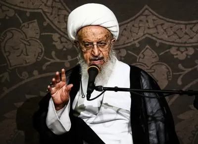 سپاه قم: در برگزاری تجمع فیضیه هیچ نقشی نداشتیم / آیت الله مکارم: ناراحتی‌ام از بعضی مسائل مطرح شده در مراسم تجمع طلاب است