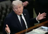 ترامپ: یک موشک ایران از [پدافند] امارات عبور کرد / خبرنگار‌ ای‌بی‌سی: ترامپ از بیان اینکه ایران آتش‌بس را نقض کرده، خودداری کرد و گفت «[این] آتش سنگین نبود»