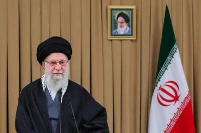 ویدیو / اعلام خبر شهادت رهبر انقلاب از شبکه خبر