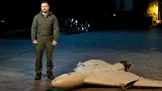 بلومبرگ: زلنسکی، پیشنهاد داده که متخصصانی را برای مقابله با پهپادهای ایران به خاورمیانه اعزام کند، به شرطی که رهبران منطقه بتوانند پوتین را قانع کنند که آتش‌بس یک ماهه‌ در جنگ اوکراین بپذیرد