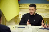 زلنسکی: در آستانه پایان جنگ در اوکراین قرار داریم/ پوتین خیال می‌کند در حال بازی کردن نقش کسی است که می‌توان به او اعتماد کرد، اما بازیگر بدی است/ روسیه ماهانه ۳۵ هزار نفر را در جنگ از دست می‌دهد، بنابراین آن‌ها نیز به اندازه ما به پایان این درگیری نیاز دارند