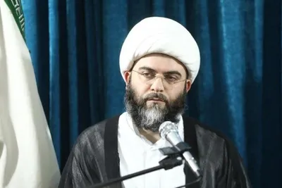 برگزاری عزاداری حضرت سیدالشهدا(ع) مطالبه عموم مردم است / مطالبه یک عده‌ای برای تعطیلی جلسات نباید رویکرد عمومی جلوه داده شود / هیچ زمانی دشمنان فرصتی این چنین برای صدمه زدن به مجالس امام حسین (ع) نداشته‌اند / سخنرانی مقام معظم رهبری نشان داد که درگیری اصلی ایشان با آمریکاست؛ بهترین محمل برای تبیین این مسئله، مجالس عزاداری محرم است