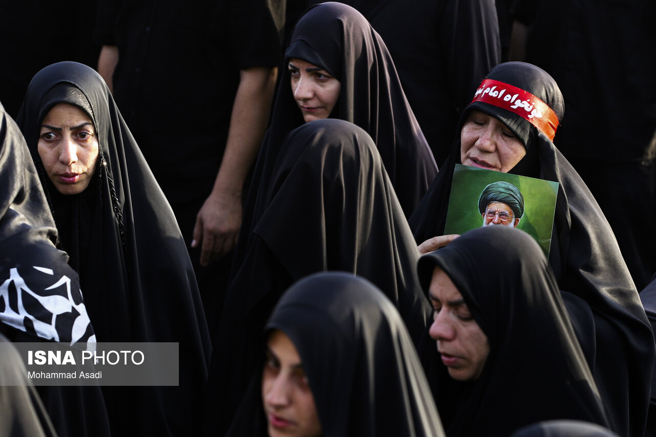 تصاویر: اقامه نماز بر پیکر رهبر شهید انقلاب در مسجد مقدس جمکران