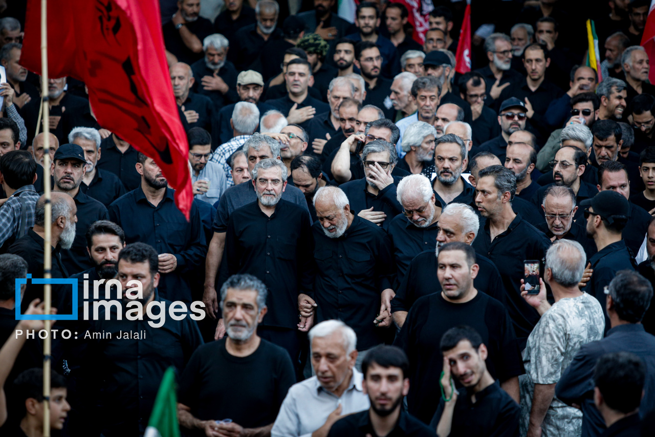 تصاویر: تشییع پیکر شهید «مصباح‌الهدی باقری‌کنی»، داماد رهبر شهید انقلاب