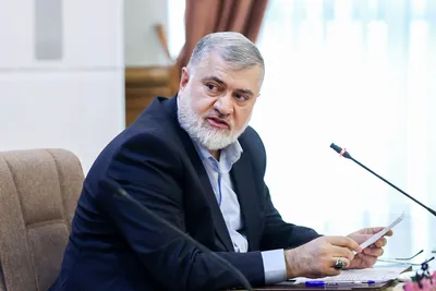 استاندار تهران: در ناآرامی‌ها ده‌ها اتوبوس به آتش کشیده شد و بیش از هزار خودروی مردم آسیب دید/ ۵۴ آمبولانس و ۳ پایگاه اورژانس تخریب شد/ ۴۵ امدادگر را با چاقو و قمه زخمی کردند/ بسیاری از افرادی که با چاقو به شهادت رسیدند، رهگذر بودند