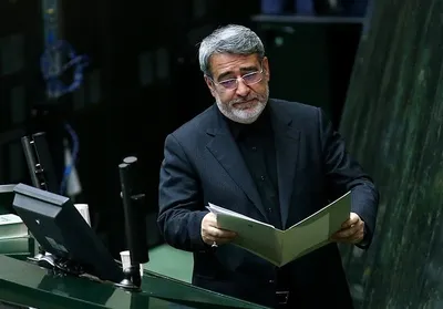 موسوی، عضو فراکسیون امید مجلس: استیضاح وزیر کشور بیش از ۳۴ امضای مصمم دارد / شاه‌کلید اتفاقات اخیر، وزیر کشور است / استیضاح‌کنندگان وزرا هم‌قسم شده‌اند که امضایشان را پس نگیرند / وزیر کشور تنها کسی است که مجلس می‌تواند درباره ناآرامی‌ها از او سوال بپرسد