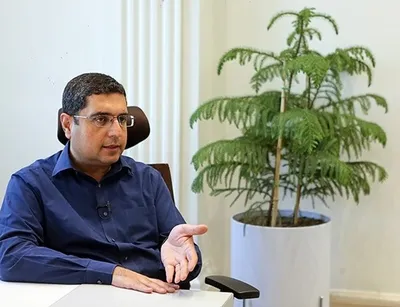 دکتر رضوان، مدیرعامل بیمارستان چشم‌پژشکی نور: قرارداد‌ها با بیمه تکمیلی تمدید نشد؛ بیمه‌ها حاضر به تعهد به مصوبه دولت نشدند و می‌خواستند پایین‌تر از این عدد باشد/ بیمه آتیه‌ساز بیش از ۶ ماه است که بدهی‌اش را تسویه نمی‌کند