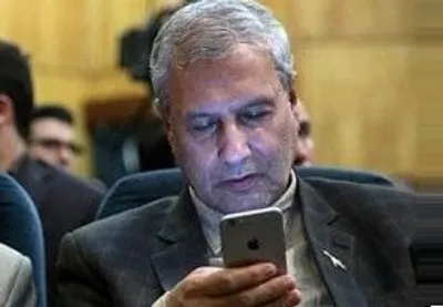 ادامه تهدید مجلس توسط تشکل های نزدیک به ربیعی: هشدار می دهیم! ازسکوت و نجابت کارگران سوء استفاده نکنید!/ استیضاح ربیعی، سیلی به کارگران و محرومان است!