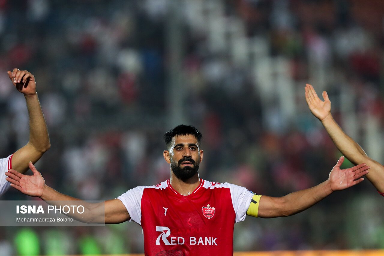 تصاویر: دیدار تیم‌های پرسپولیس و استقلال خوزستان