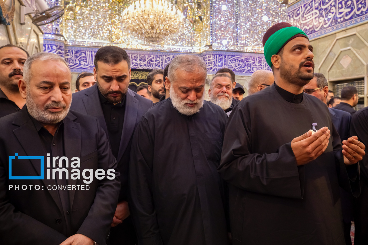 تصاویر: تشییع پیکر مطهر خانواده رهبر شهید انقلاب در حرم حضرت عباس (ع)