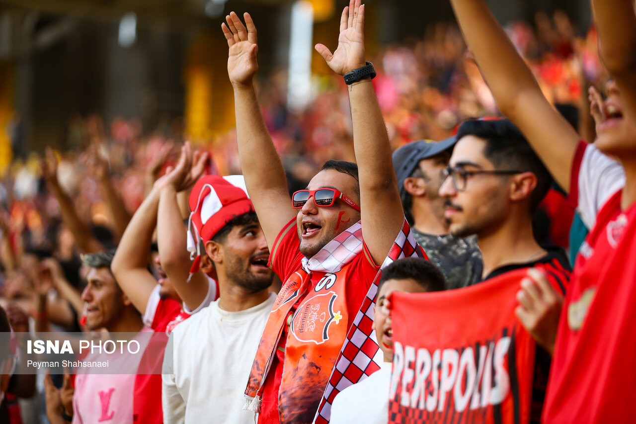 تصاویر: لیگ برتر فوتبال - پرسپولیس و استقلال (دربی ۱۰۷)