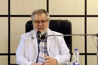 طالب زاده: سیاه پوستان در زندان های آمریکا به اسلام رو می آورند / ۳۰ تا ۷۰ درصد بردگانی که به آمریکا برده شدند مسلمان بودند / اسلام به اسپانیا رفت اما بی ولایت بود و تنها یک بنای ساده از آن باقی ماند؛ ما باید اسلامِ با ولایت را به دنیا عرضه کنیم