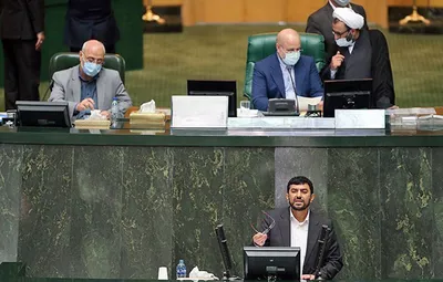 روزنامه جمهوری اسلامی: روش عده‌ای از نمایندگان مجلس یازدهم در اولین برخورد با دولت، روش مبتنی بر اخلاق و حق‌گرائی نبوده؛ نیازمند تذکر جدید رهبری است