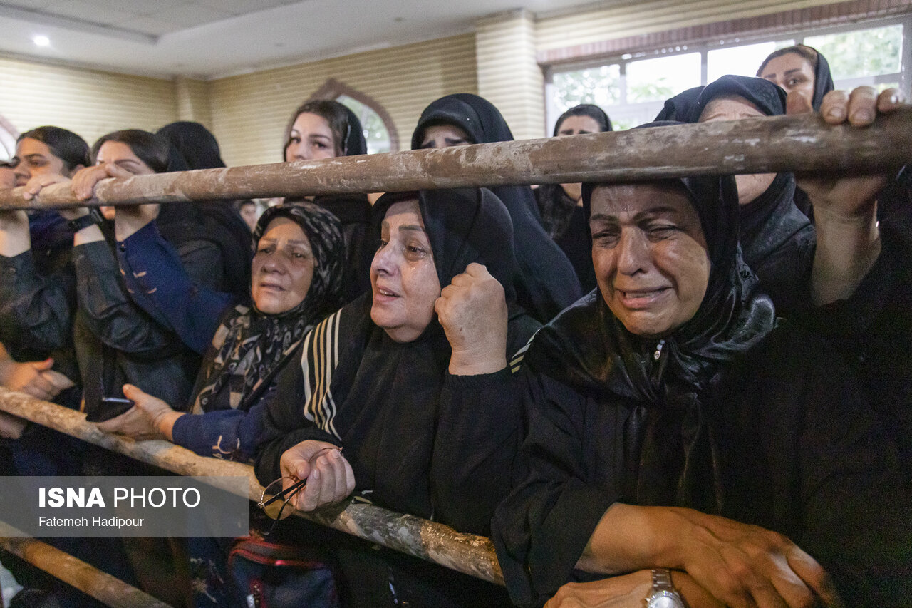 تصاویر: تشییع پیکر شهید ستوان‌سوم «سینا سیاه‌نژاد» - صومعه‌سرا