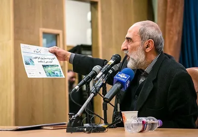 خشم کیهان از انتقادات به روسیه: مسکو دوست ماست / افراطیون مدعی اصلاحات با کار ویژه ضربه به روابط ایران و روسیه، سعی در ایجاد چالش در مسیر روابط با دنیای غیر غربی دارند/ برخی افراد حاضر در دولت با خرسندی از این خط، چنین اعتقاد و آرزویی را علی‌رغم سابقه برجام در ذهن خود دارند