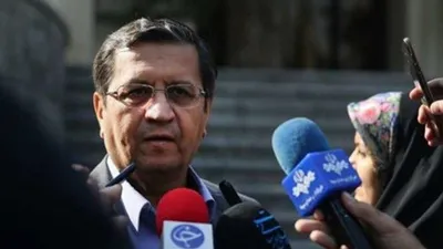 همتی: پول خود را از مسیر حقوقی و بین المللی از کره جنوبی می‌گیریم