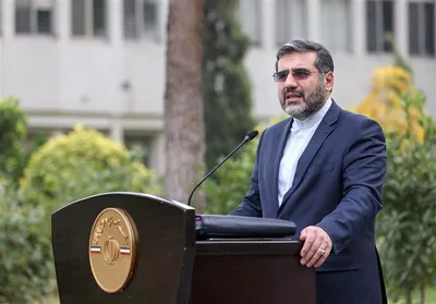 وزیر ارشاد: فیلم‌های این دوره از جشنواره باعث سرافرازی جامعه هنری و سینمایی کشور شد / جشنواره امسال بعد از ۴۲ سال در نزدیک‌ترین جایگاه به تحقق آرمان‌های مردم ایران در حوزه سینما قرار گرفت