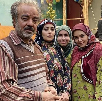کیهان از سعید آقاخانی عذرخواهی کرد: سریال «ن خ» را از جمله آثار با ارزش سیما می‌دانیم