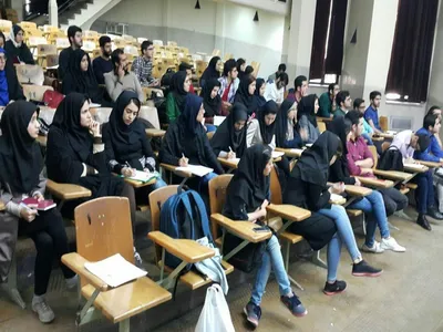 شهرداری تهران: در حال رایزنی برای مجازی شدن دانشگاه‌ها در ۱۰ روز اول مهر هستیم / جزئیات رایگان شدن مترو واتوبوس برای دانش آموزان