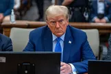 دنیس سیترونوویچ رئیس سابق میز ایران اطلاعات نظامی اسرائیل: توییت تهدیدآمیز ترامپ بازتاب یک عدم قطعیت عمیق‌تر در هسته سیاست آمریکاست / واشنگتن با دو گزینه رو‌به‌رو است: تشدید بیشتر تنش یا عقب‌نشینی / ایران این نکته مهم را به باور اصلی خود تبدیل کرده که پاسخ‌ها باید هزینه‌های فزاینده‌ای بر دشمنان تحمیل کنند