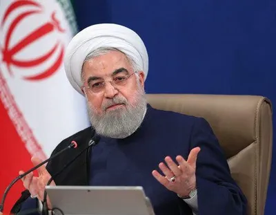 روحانی: هیچ کشوری نمی‌تواند ۶ ماه فعالیت‌های اقتصادی‌اش را تعطیل کند / راحت‌ترین راه این است که بگوییم فعالیت تعطیل؛ روز بعد هم مردم از بهم‌ریختگی، گرسنگی، فشار و مشکلات بیایند اعتراض کنند؛ هیچ‌کس در دنیا این را نمی‌پذیرد