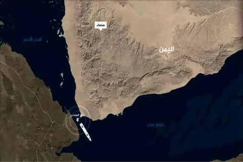 بلومبرگ به نقل از مرکز مشترک اطلاعات دریایی: انصارالله در آماده‌باش کامل برای حمله به کشتی‌ها از مواضعی در نزدیکی تنگه باب‌المندب قرار دارد/ آن‌ها آماده‌سازی‌های خود، از جمله استقرار موشک‌ها و پهپادها را کامل کرده‌اند