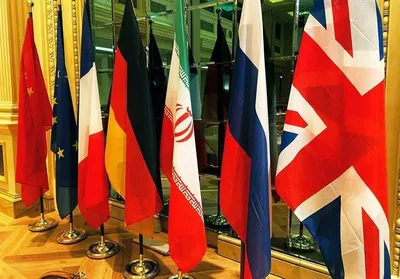 مقام ارشد اروپایی: متن پیش نویس ۳۰ خرداد یک مبنای مشترک برای مذاکرات است / در متن تدوین شده در ماه ژوئن ۷ یا ۸ مورد باز وجود داشته که باید در مورد آن‌ها مذاکره شود / اکنون در حال تعامل بر سر جزئیات بیشتر هستیم