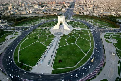 استاندار تهران: انتقال پایتخت به عنوان یک تکلیف قانونی محسوب می‌شود/ در حال جمع‌بندی نهایی هستیم