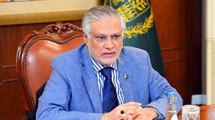 وزیر خارجه پاکستان: تسهیل بازگشت یک گروه ۳۰ نفره از دریانوردان ایرانی به ایران توسط اسلام‌آباد/ این افراد شامل ۸ ماهی‌گیر ایرانی هستند که پس از به گل نشستن قایق خود، نجات یافتند؛ همچنین ۲۲ خدمه ایرانی کشتی لنورا که به دست آمریکا توقیف شده بود