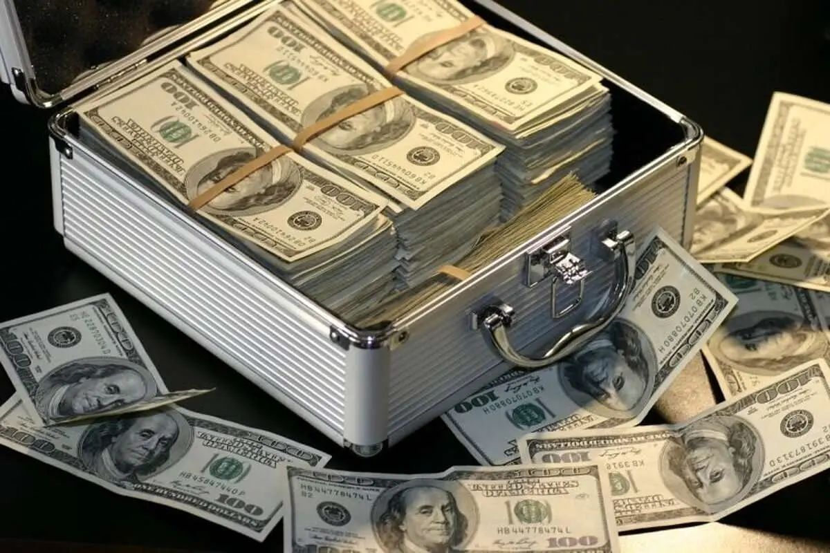 رویترز به نقل از مقام ایرانی: بر اساس یادداشت تفاهم، آمریکا ۲۵ میلیارد دلار از دارایی‌های ایران را از طریق انتقال مستقیم نقدی، همکاری میان کشور‌های منطقه و خطوط اعتباری مالی، آزاد می‌کند