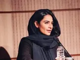 هیوا سیفی‌زاده، خواننده‌ زن به چهار سال حبس محکوم شد