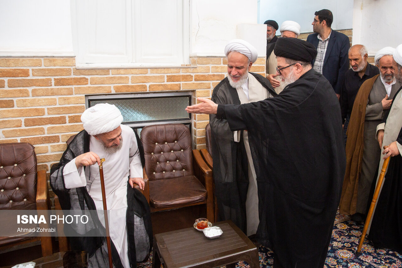 تصاویر: مراسم وداع با پیکر آیت‌الله «شبیری زنجانی»