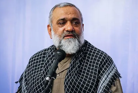 سردار نقدی، مشاور عالی فرمانده کل سپاه: تنگه هرمز بسته است، اما برخی با شناور‌های کوچک در آن اقدام به قاچاق نفت می‌کنند؛ به زودی این راه‌های کم تعداد که از طریق انفجار و تخریب برخی از مسیر‌های صخره‌ای ایجاد شده نیز مسدود خواهد شد/ هر زمان که مسئولان به ما مجوز دهند، برد سلاح‌ها را افزایش خواهیم داد