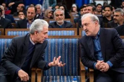 نادری: اختلاف‌نظر وزیر بهداشت با وزیر علوم درباره برگزاری کنکور / وزیر علوم و رئیس سازمان سنجش پافشاری شدیدی بر برگزاری آزمون کنکور داشتند/ تعداد‌ مخالفین برگزاری کنکور در موعد مقرر بیشتر از موافقین بودند