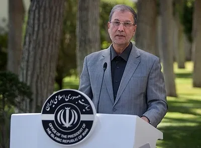واکنش ربیعی به اظهارات ترامپ درباره «توافق سریع» با ایران در دور دوم ریاست جمهوری: اگر او در مسیر جبران اشتباهات گذشته جدی باشد از آن استقبال می‌کنیم