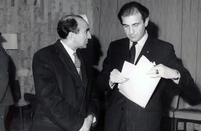 یادداشت‌های علم، دوشنبه ۲ تیر ۱۳۴۸: چرا جان اف کندی از اردشیر زاهدی خوشش نمی آمد؟