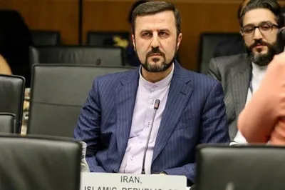 غریب‌آبادی، معاون وزیر خارجه: اگر آمریکا بخواهد وارد جنگ شود، ایران ناچار است از ابزار‌های خود استفاده کند / توصیه ما به آمریکا این است که اگر نمی‌خواهد جلوی متجاوز را بگیرد، لااقل صرفا نظاره گر این اقدام باشد / تصمیم گیران نظامی ما تمام گزینه‌های لازم را روی میز دارند