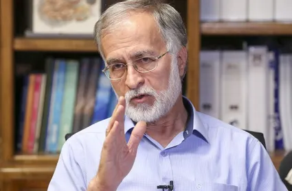 ویدیو / عطریانفر: در اوائل دهه ۶۰، سیدمحمد خاتمی به توصیه آیت‌الله خامنه‌ای، وزیر فرهنگ شد