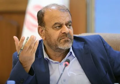 وزیر راه درمورد بازداشت مشاور عالی خود:  تحقیق درباره اتهامات یکی از مشاورانم موجب تخریب جوانان انقلابی وزارتخانه شده  / پرونده در مراحل ابتدایی ست / صحت و سقم مطالب منتشر شده درمورد پرونده مورد تایید نیست